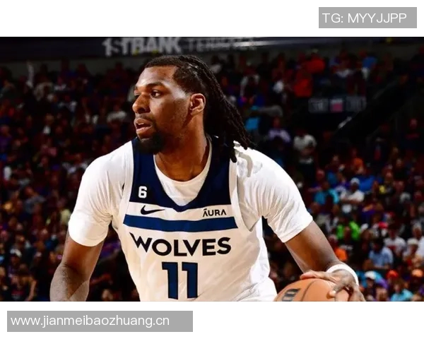 纳兹里德高效表现22分钟砍下22分12篮板助球队获胜