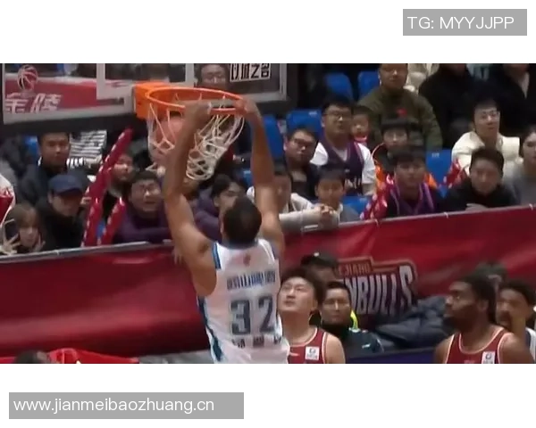 北京队火力全开开局四连胜三场得分均超136分展现强大进攻实力